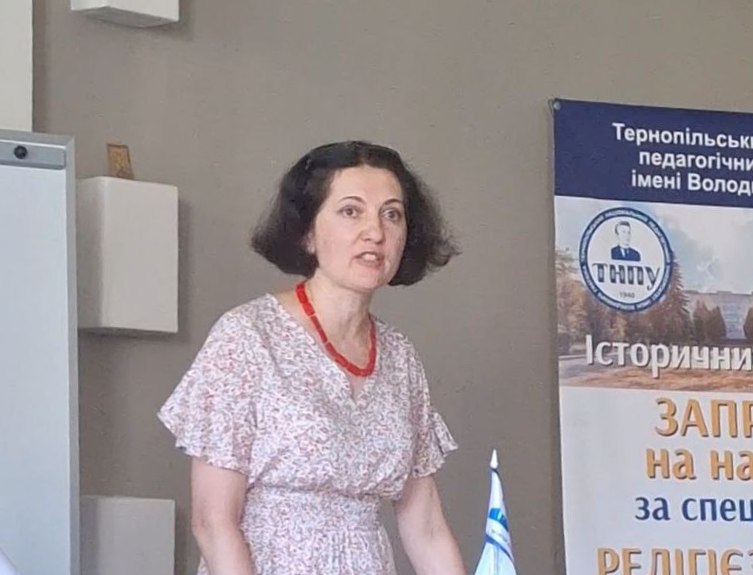 Заступник декана Ірина Олегівна Федорів